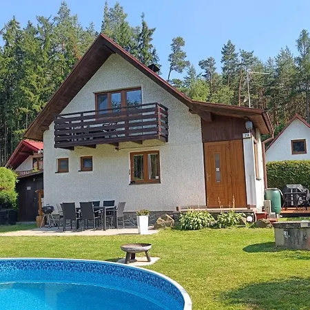 Chata Marecek - V Lesni Osade U Reky Luznice Skalice Exterior photo